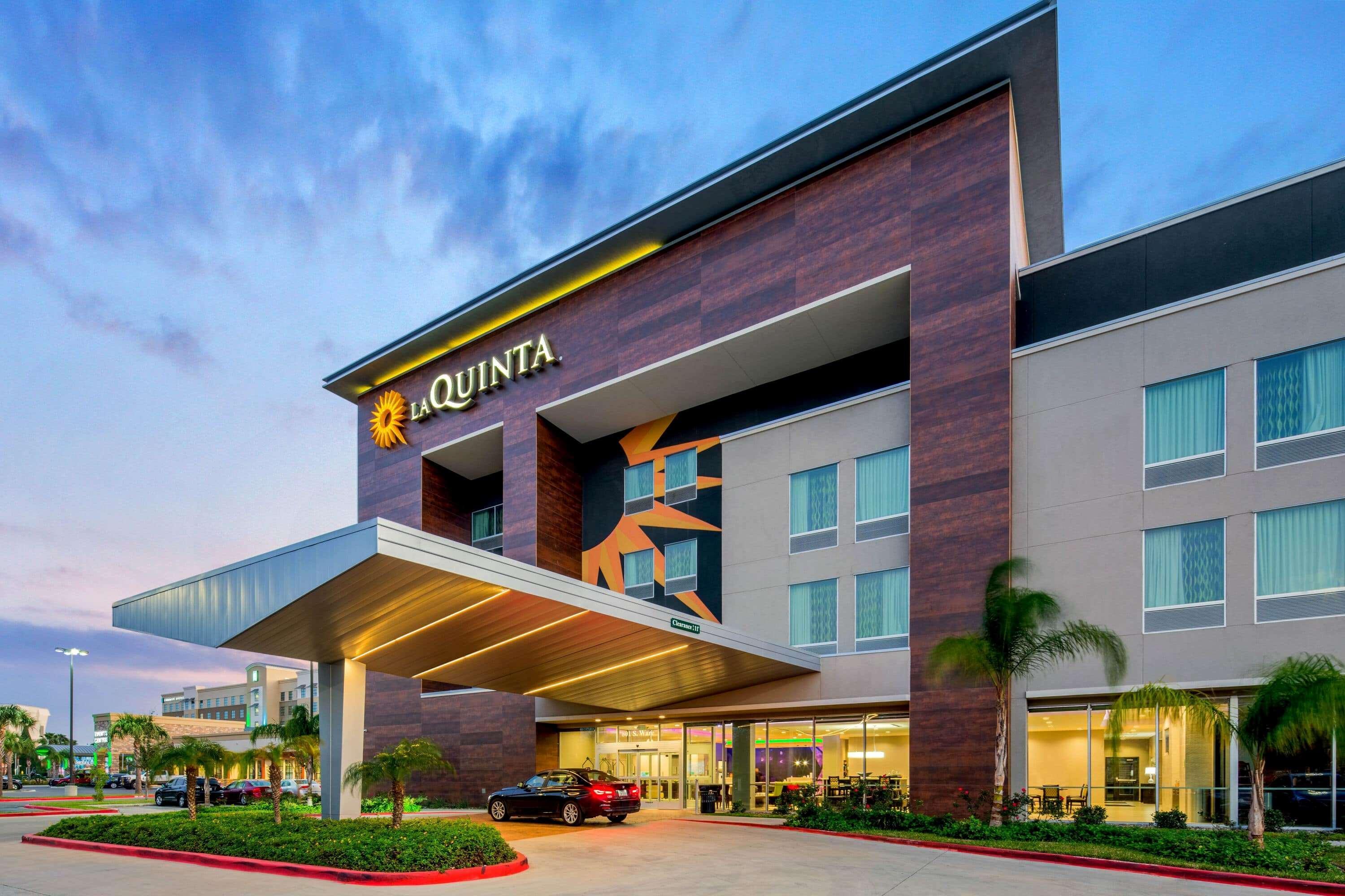 La Quinta By Wyndham Mcallen Convention Center Extérieur photo