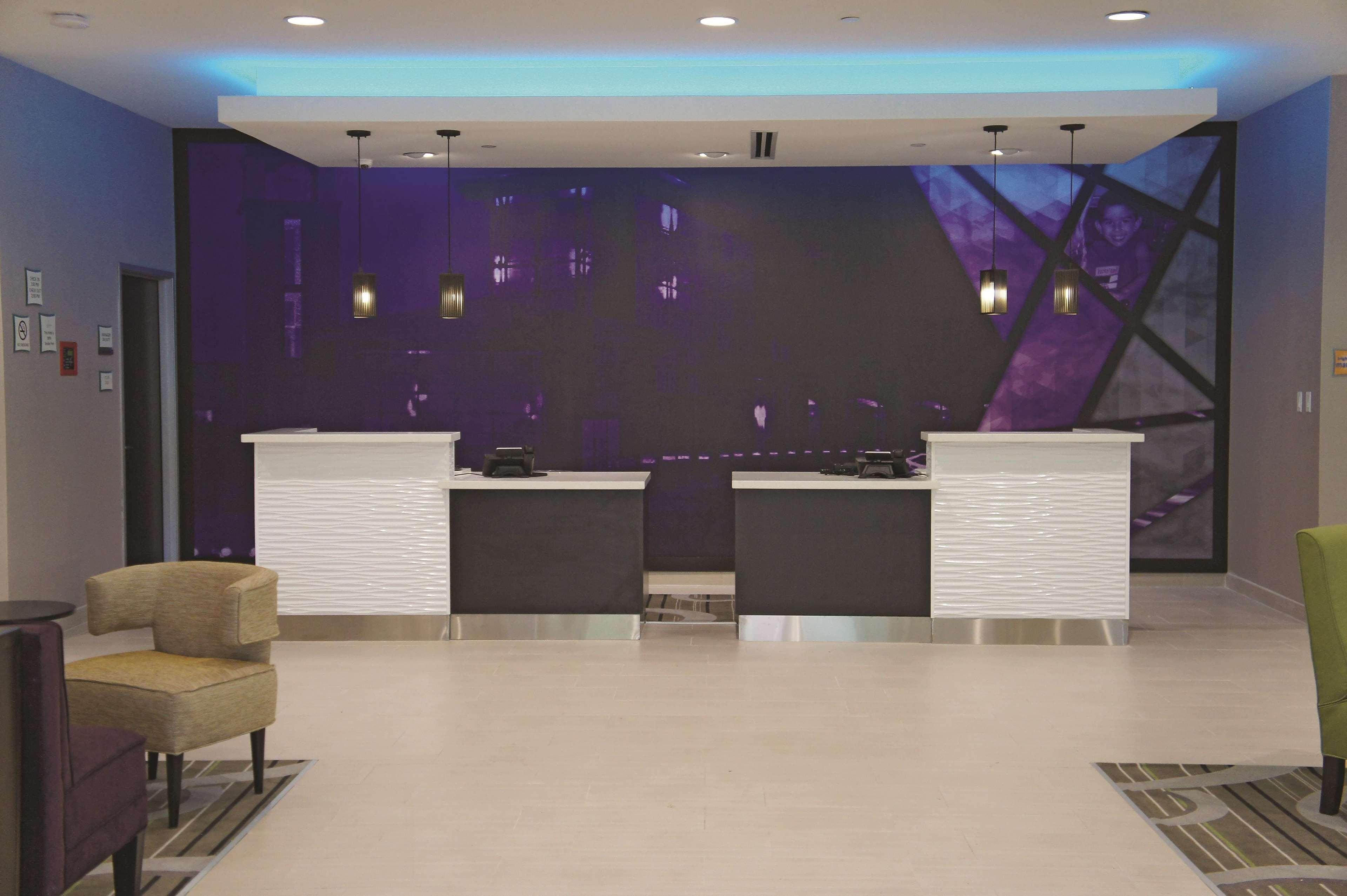 La Quinta By Wyndham Mcallen Convention Center Extérieur photo
